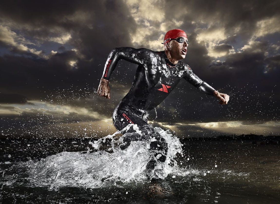 Бингхэм пауэлл. Tim play. Уэлдон холт. Tim sports. Спортсмены в движении.